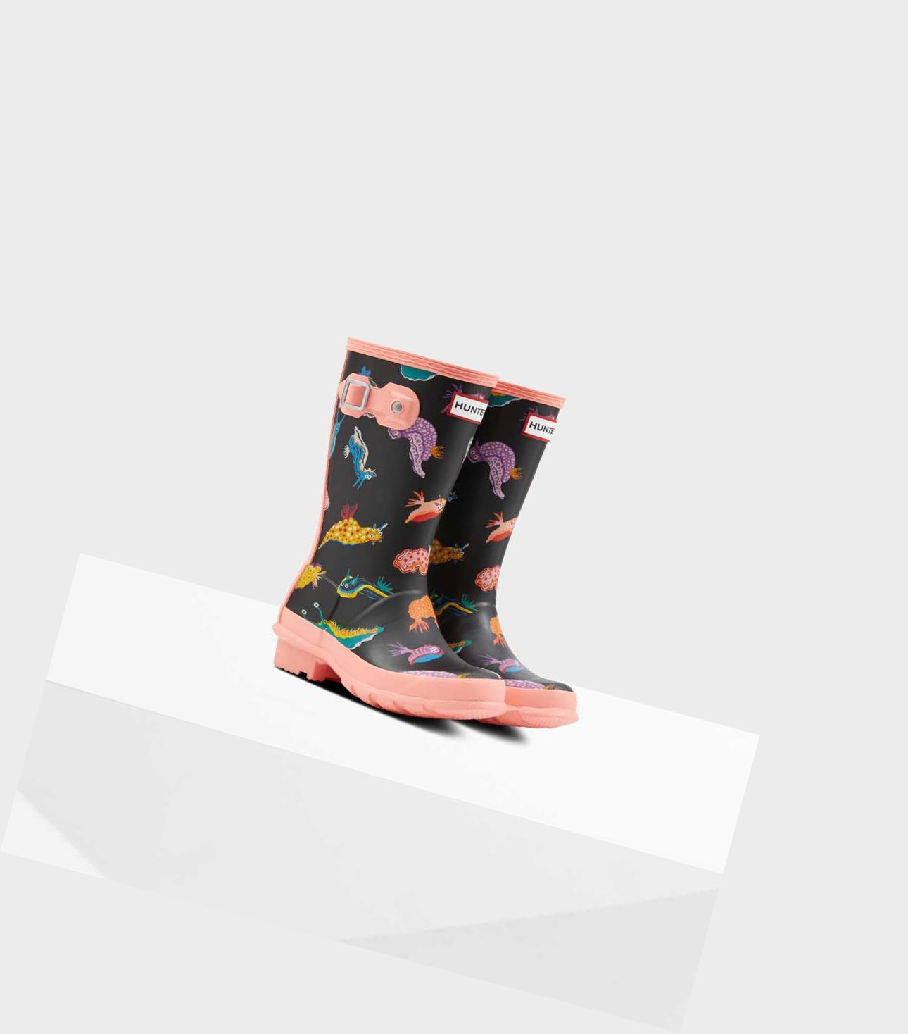 Kids' Hunter Original Big Sea Monster Print Wellington Short Boots Pink / Black | 1053642-FB