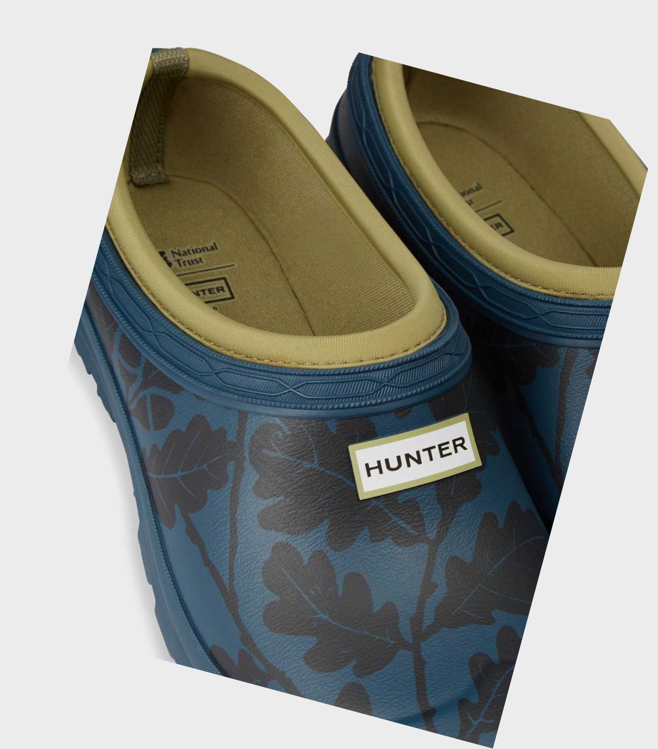 Women's Hunter National Trust Print Gardener Technical Clogs Blue | 0854761-NT
