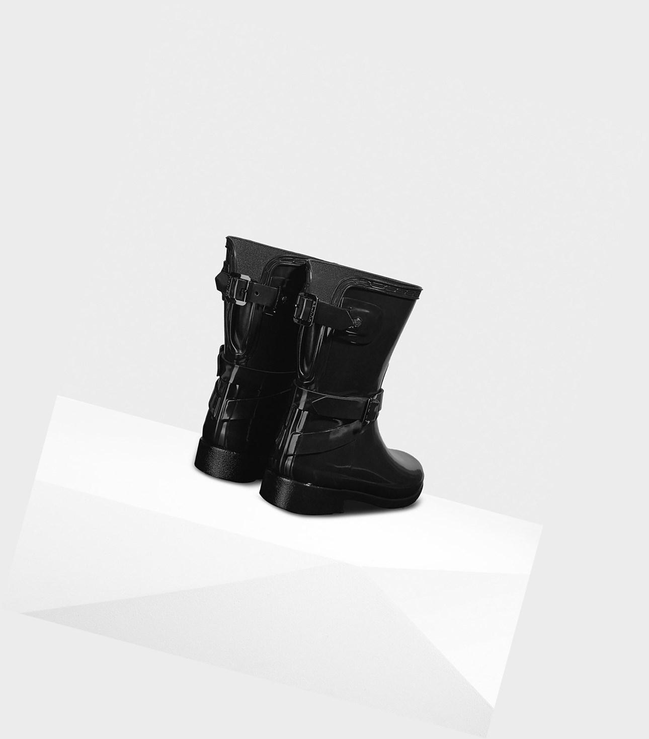 Women's Hunter Refined Slim Fit Adjustable Gloss Short Boots Black | 8059623-UW