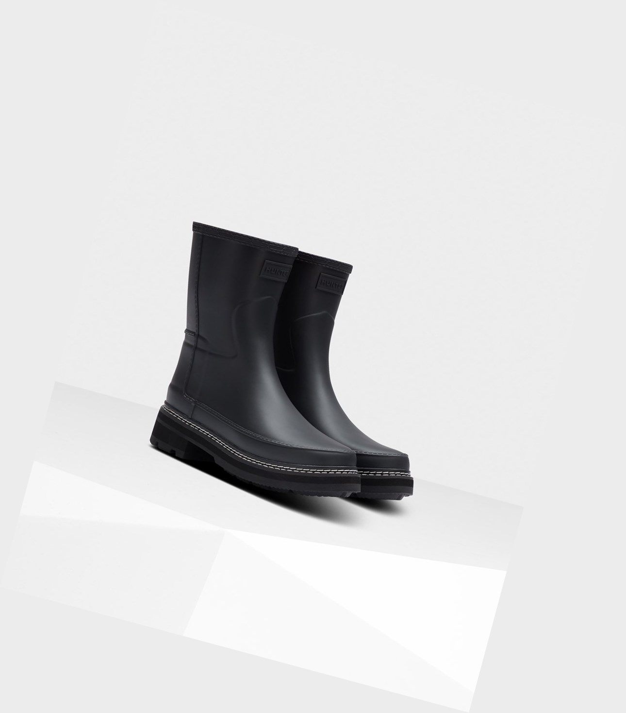 Women's Hunter Refined Stitch Detail Short Boots Black | 2945670-OY